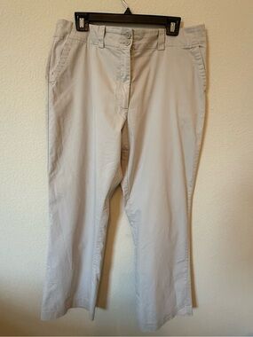 Nike Golf Dri-FIT Women’s Beige Ankle Golf Pants Size 16 Stretch 30 Inseam